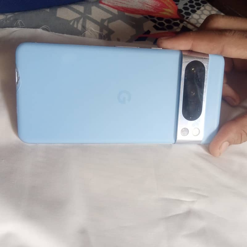 Google Pixel 8 Pro 1