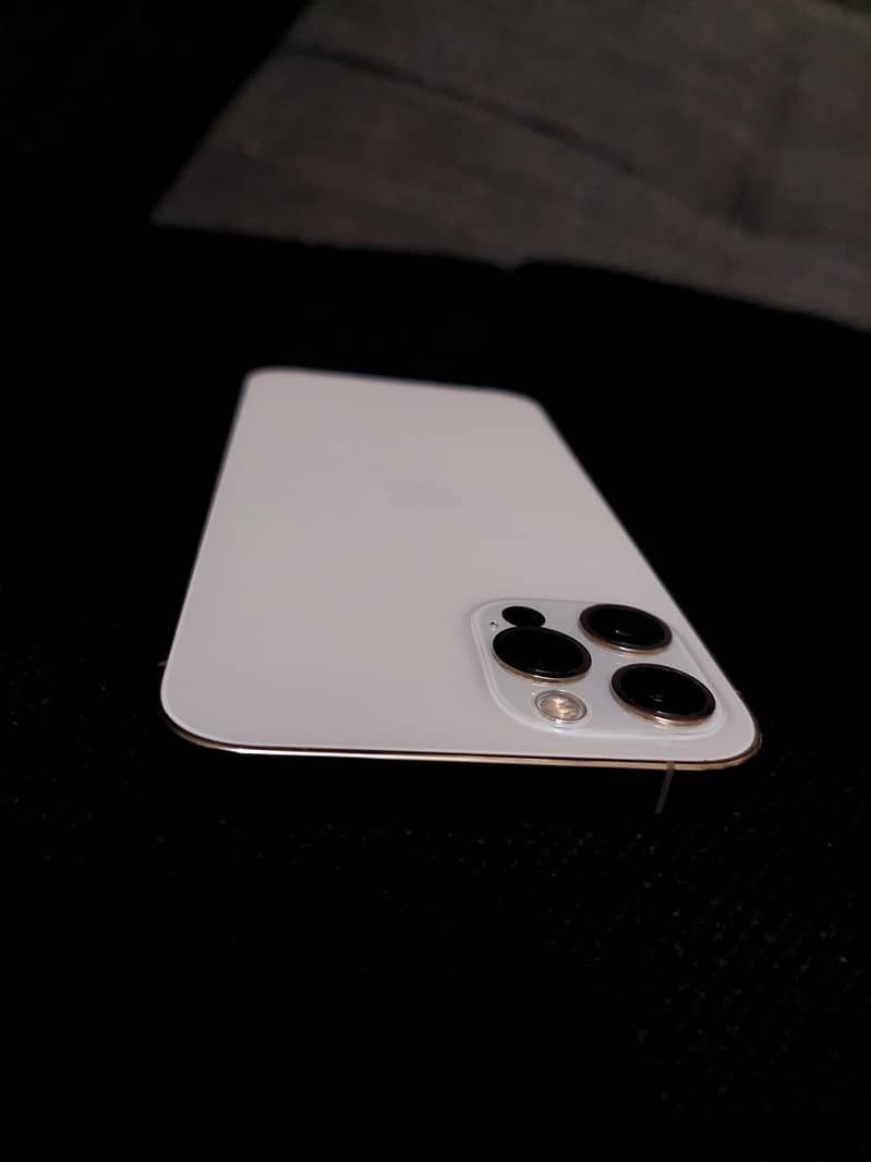 Apple iPhone 12 Pro 7
