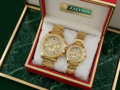 Golden Crystal Romen Dial Couple Watches . Luxury Design