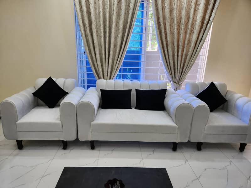7 Seater Sofa 3