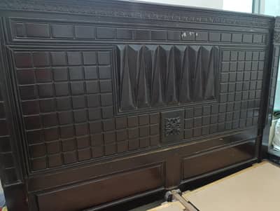 Chinioti Double Bed