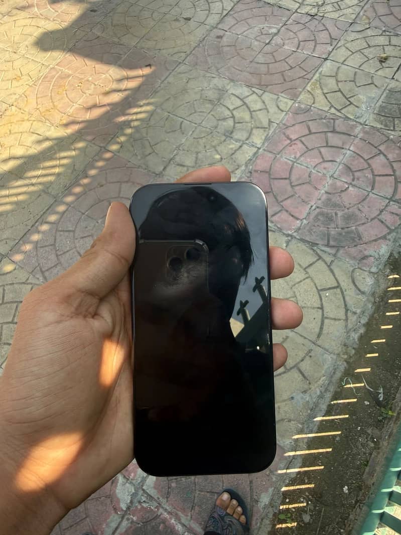 Apple iPhone 15 2