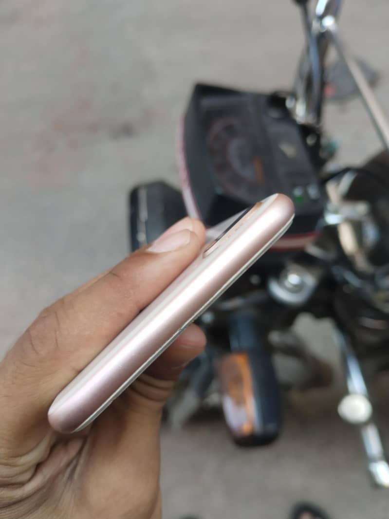 iphone 8 plus 3