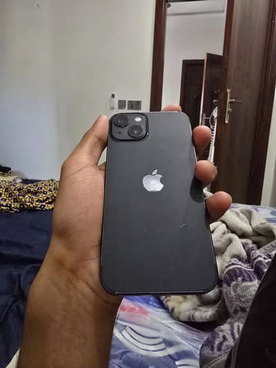 Apple iPhone 13