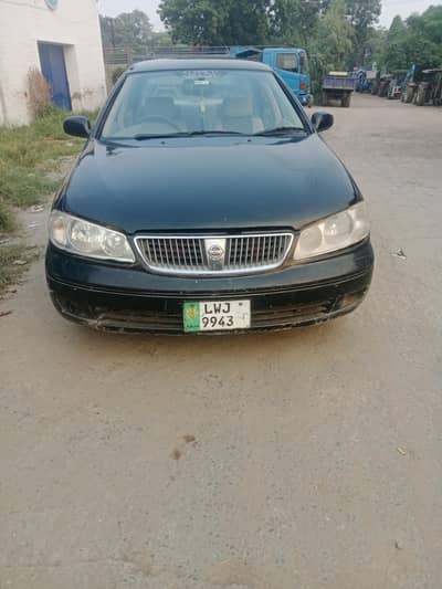 Nissan Sunny saloon 2005