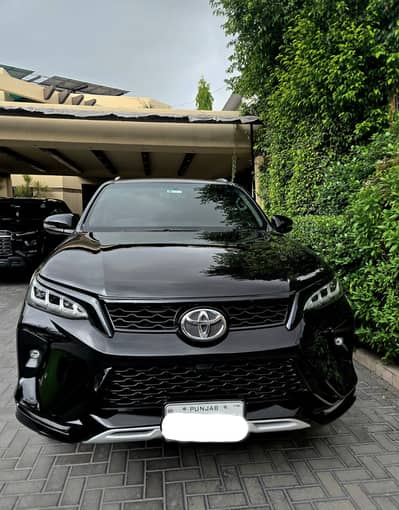 Toyota Fortuner Legender 2023