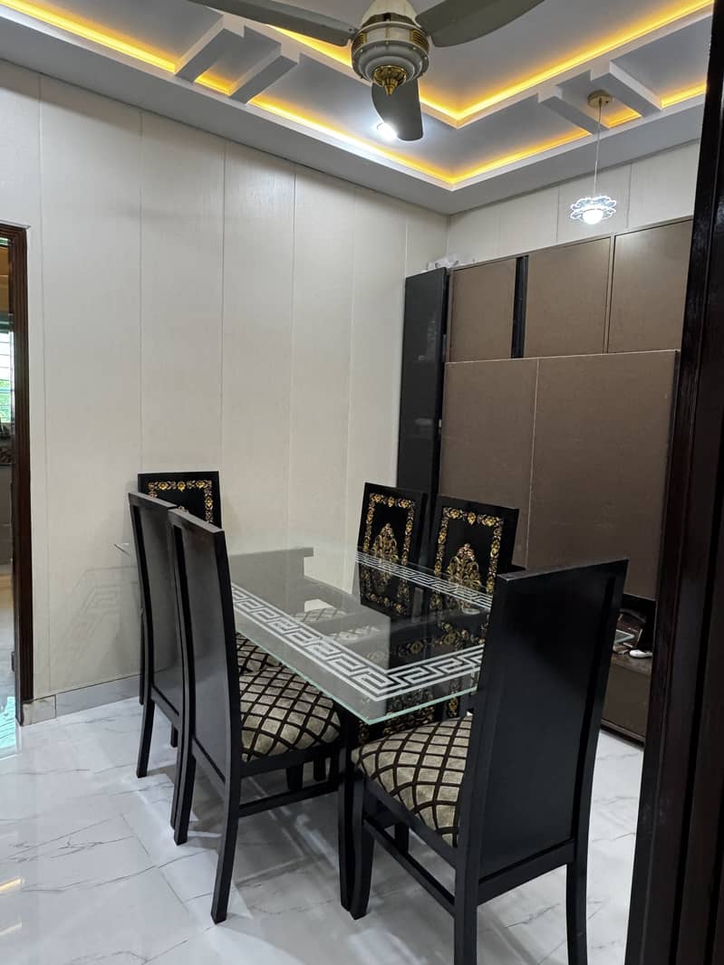 6 sitter dining table 5