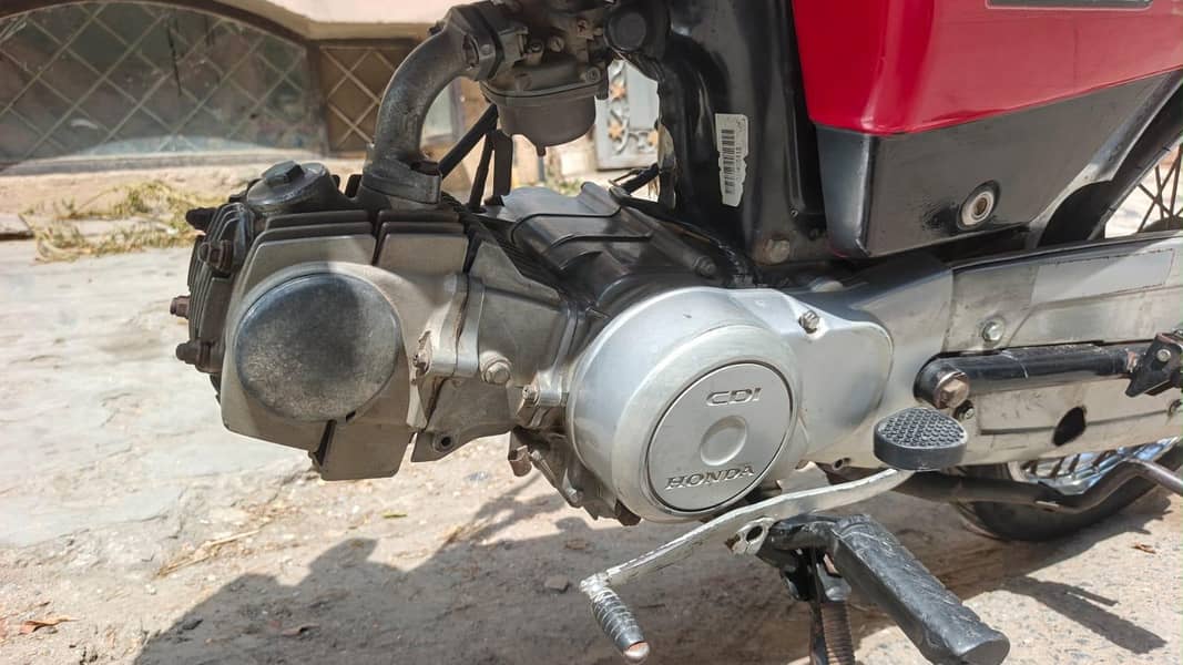 Honda CD 70 4