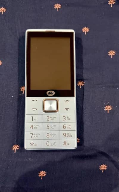Itel Power 700
