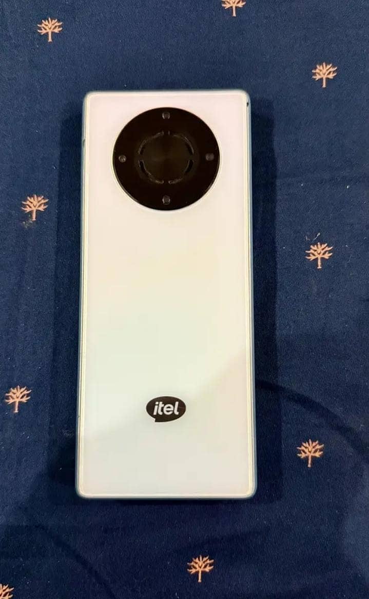 Itel Power 700 1