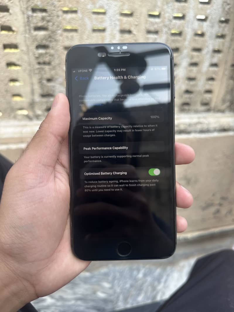 Apple iPhone 8 Plus 8