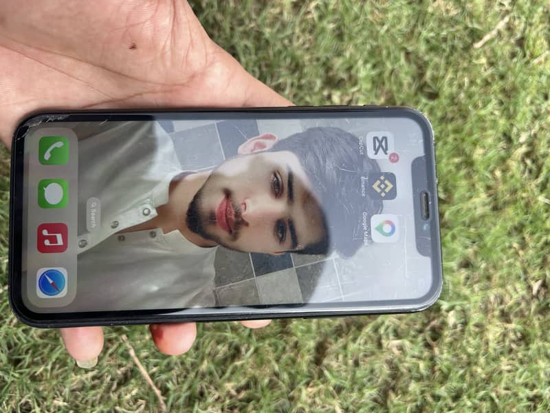 Apple iPhone XR 1