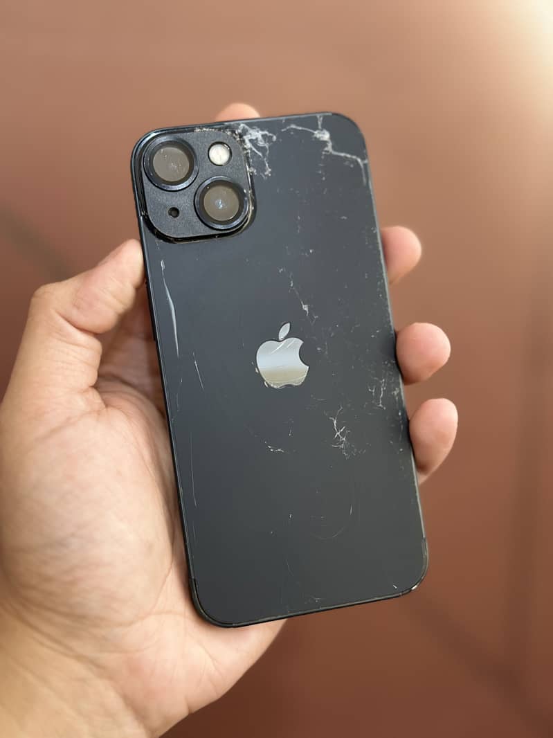 Apple iPhone 13 1