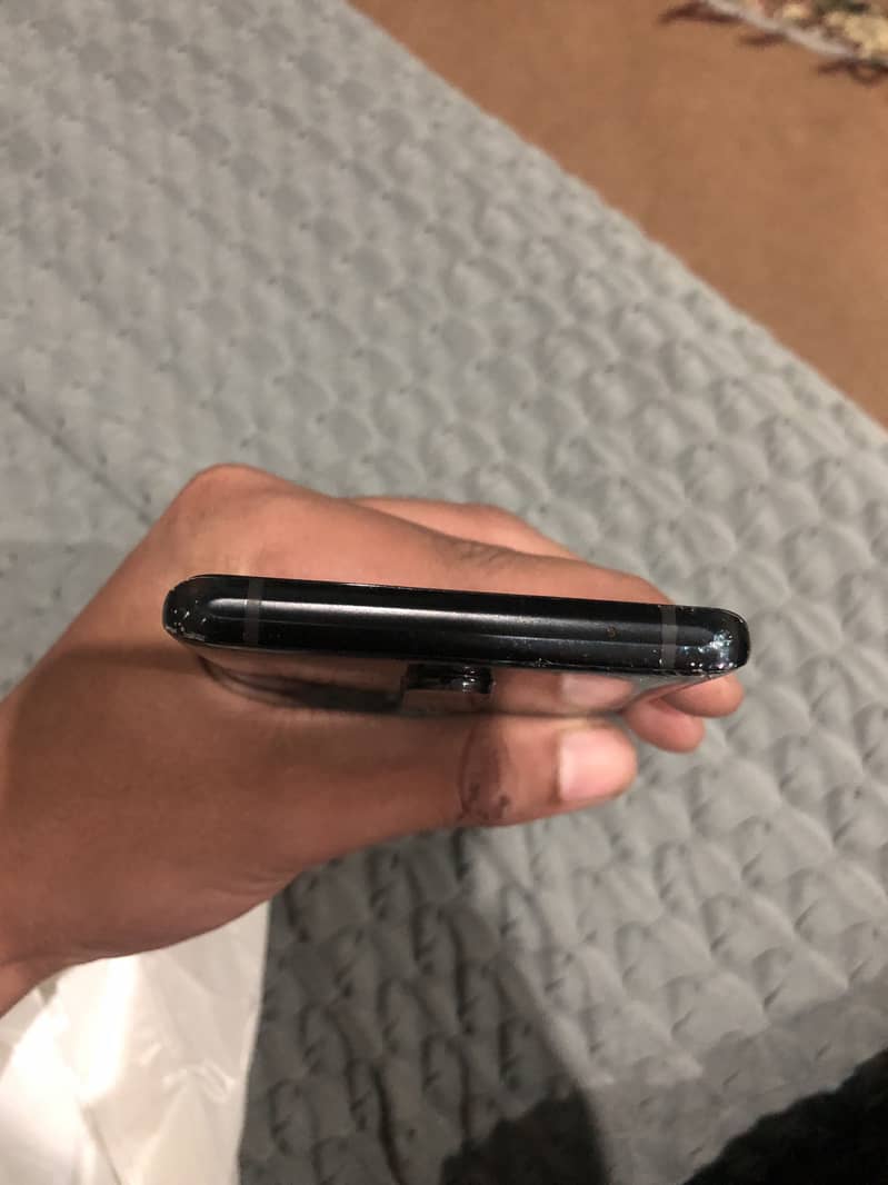 One Plus 8 Pro 3