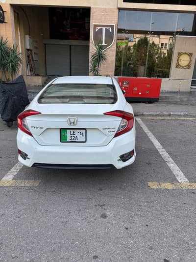 Honda Civic Oriel 2016
