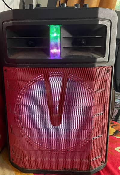 Heavy base speaker