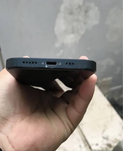 Apple iPhone 13 jv