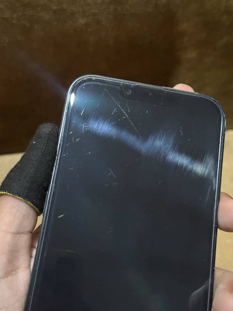 Apple iPhone 16e e sim weren’t 6