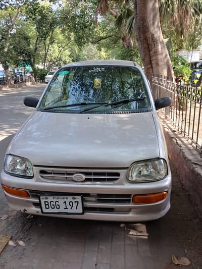 Daihatsu Cuore 2003
