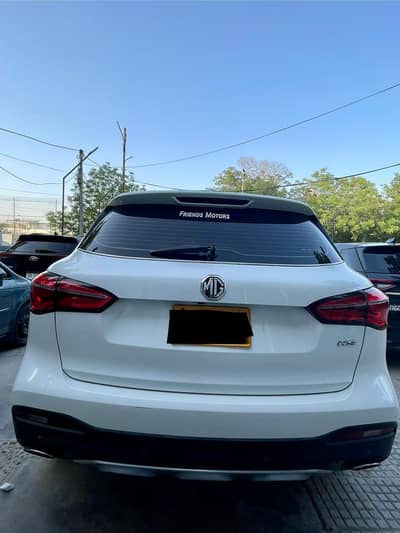 MG HS 2021