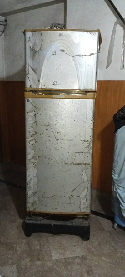 dawlance fridge