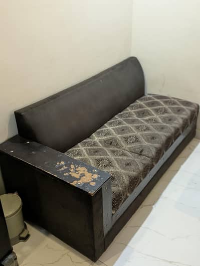 L shaped sofa for sale in very reasonable price.
