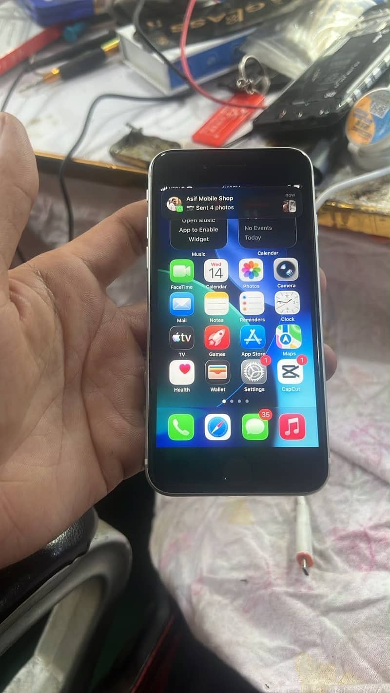 Apple iPhone SE 2