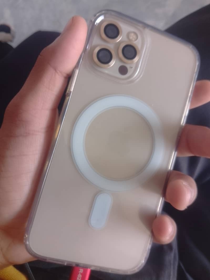 Apple iPhone 12 Pro 0
