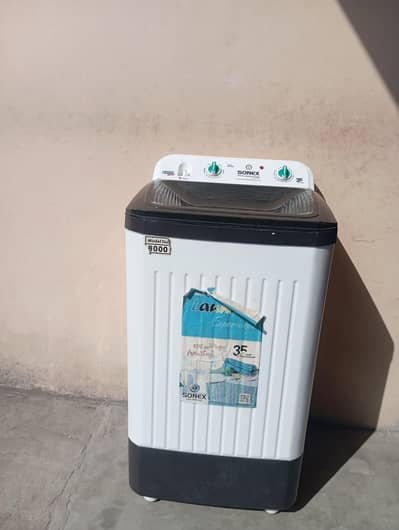 Washing Machine And Dryer In Good Condition For Sale.