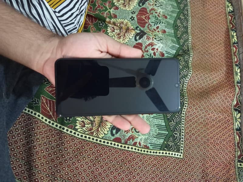 Realme C51 1