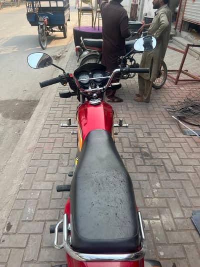 25 model in new condition