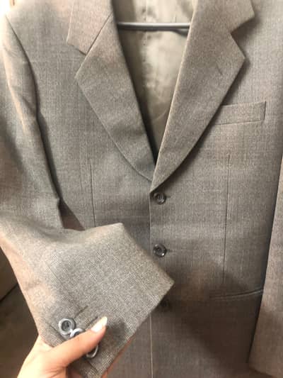 Pent coat