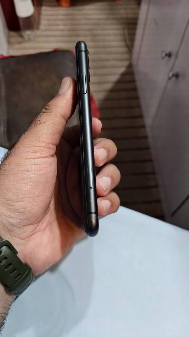 Apple iPhone 11 1