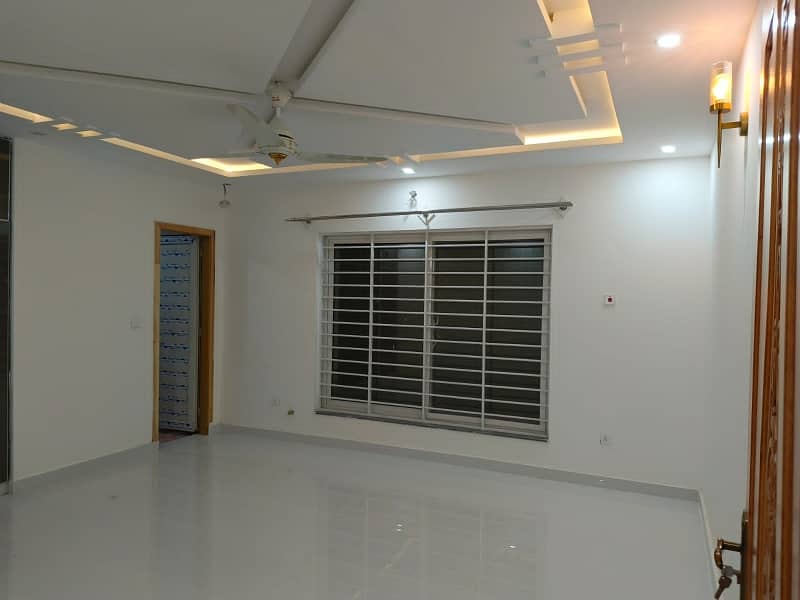 Upper Portion 95000 12