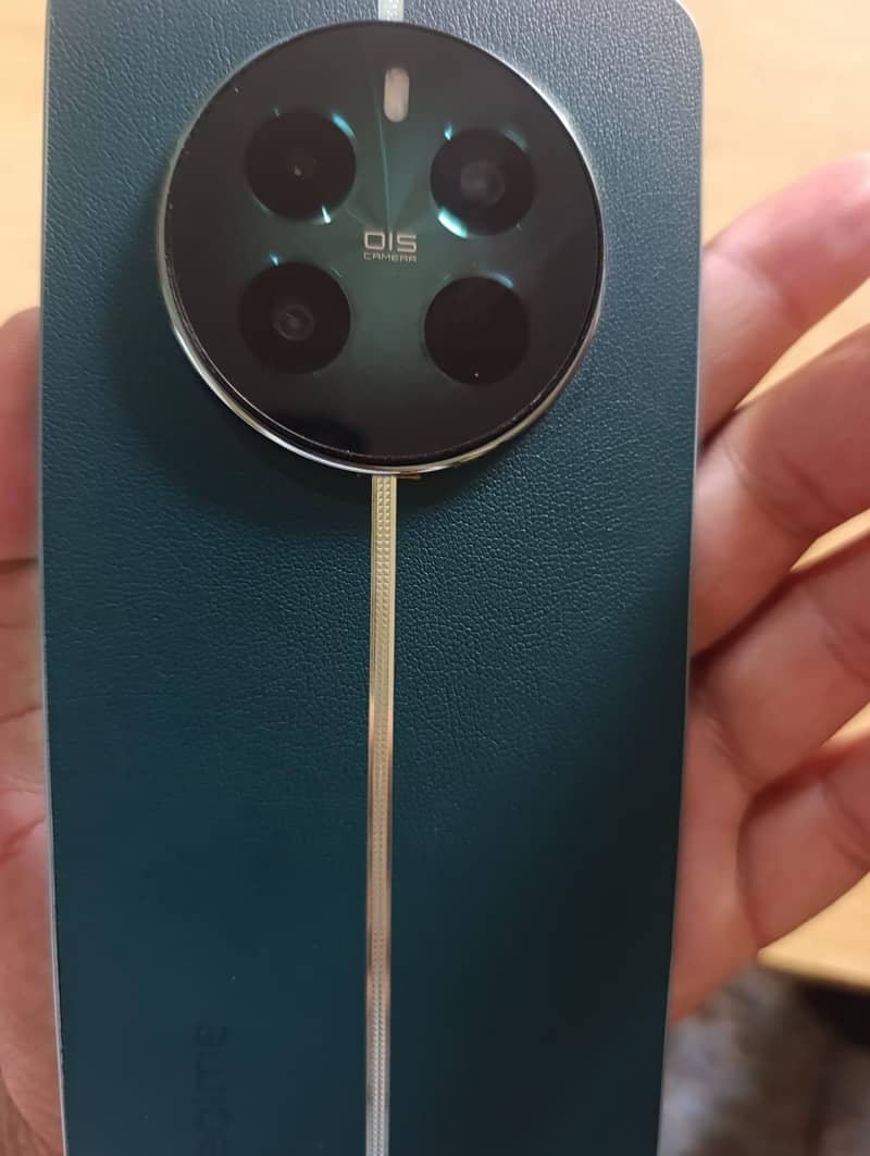 Realme 12 Plus 2