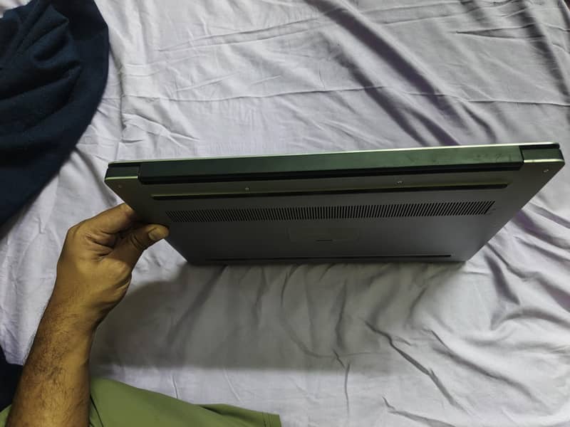 dell precision book 5520 4