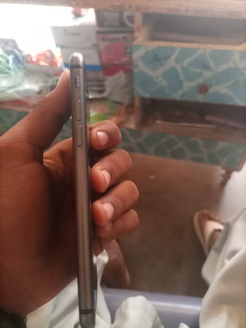 Apple iPhone 8 2