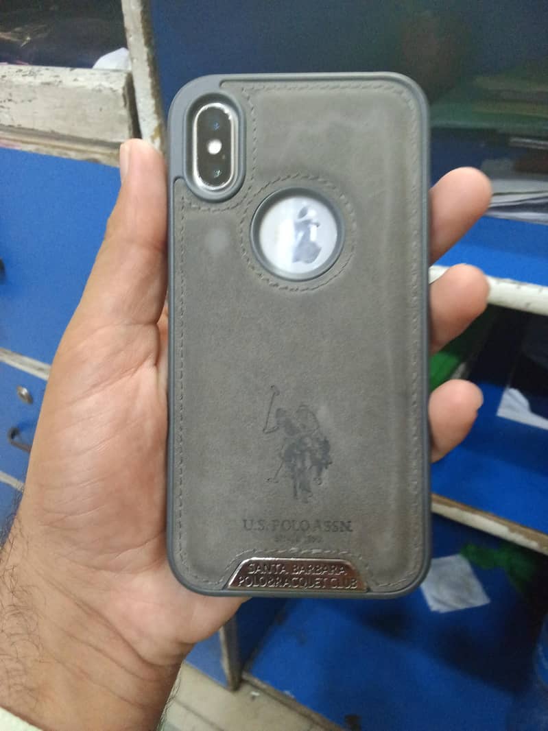 Apple iPhone X 0