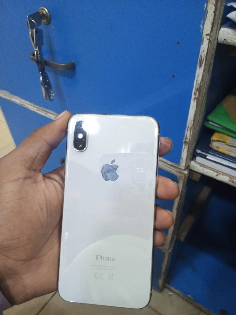 Apple iPhone X 1
