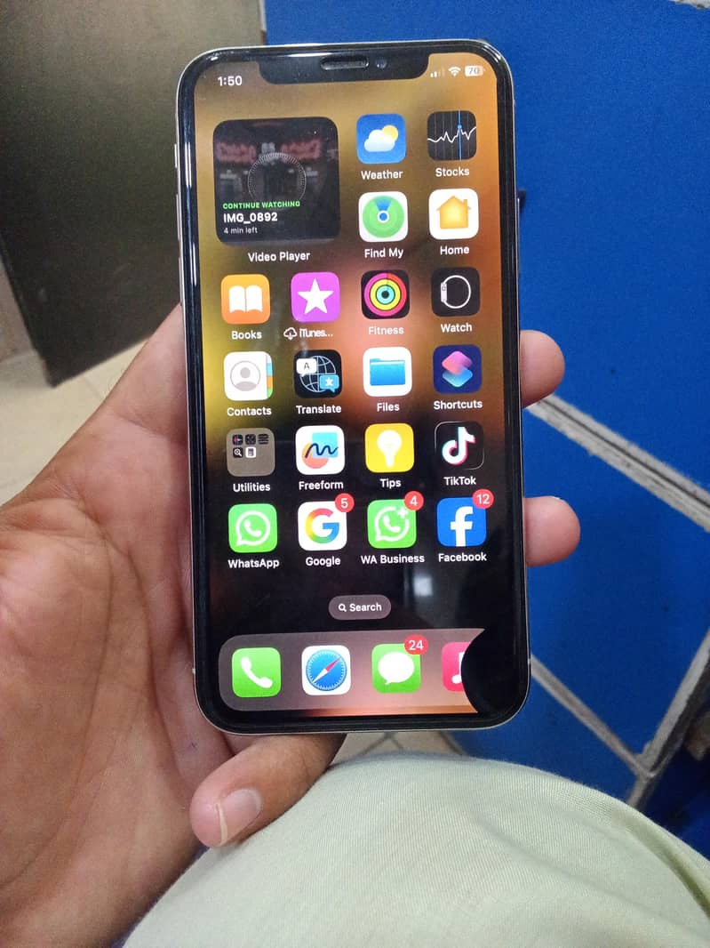 Apple iPhone X 2