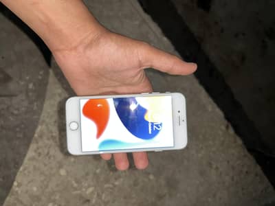 Apple iPhone 7