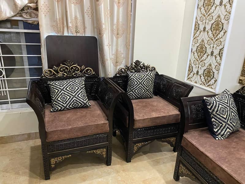 Chinioti sofa 2