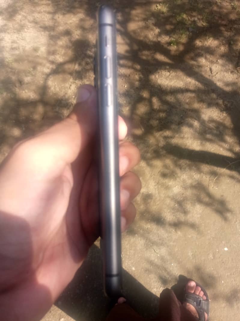 Apple iPhone 11 1