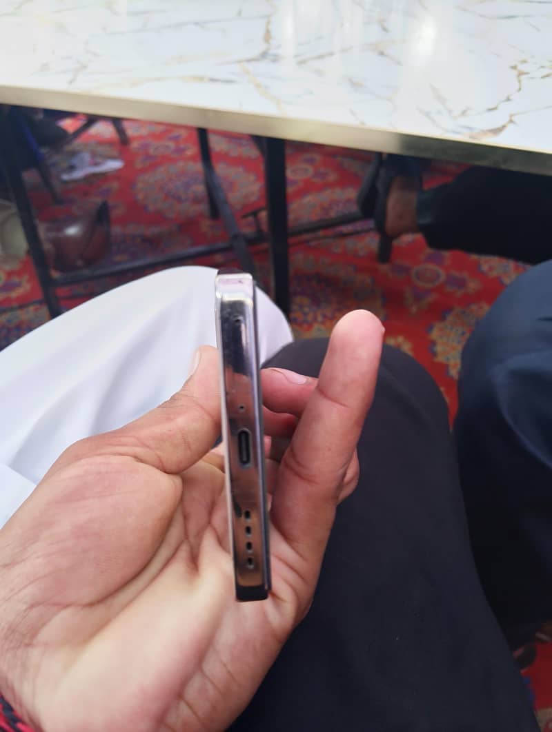 Infinix Note 40 8/256 2