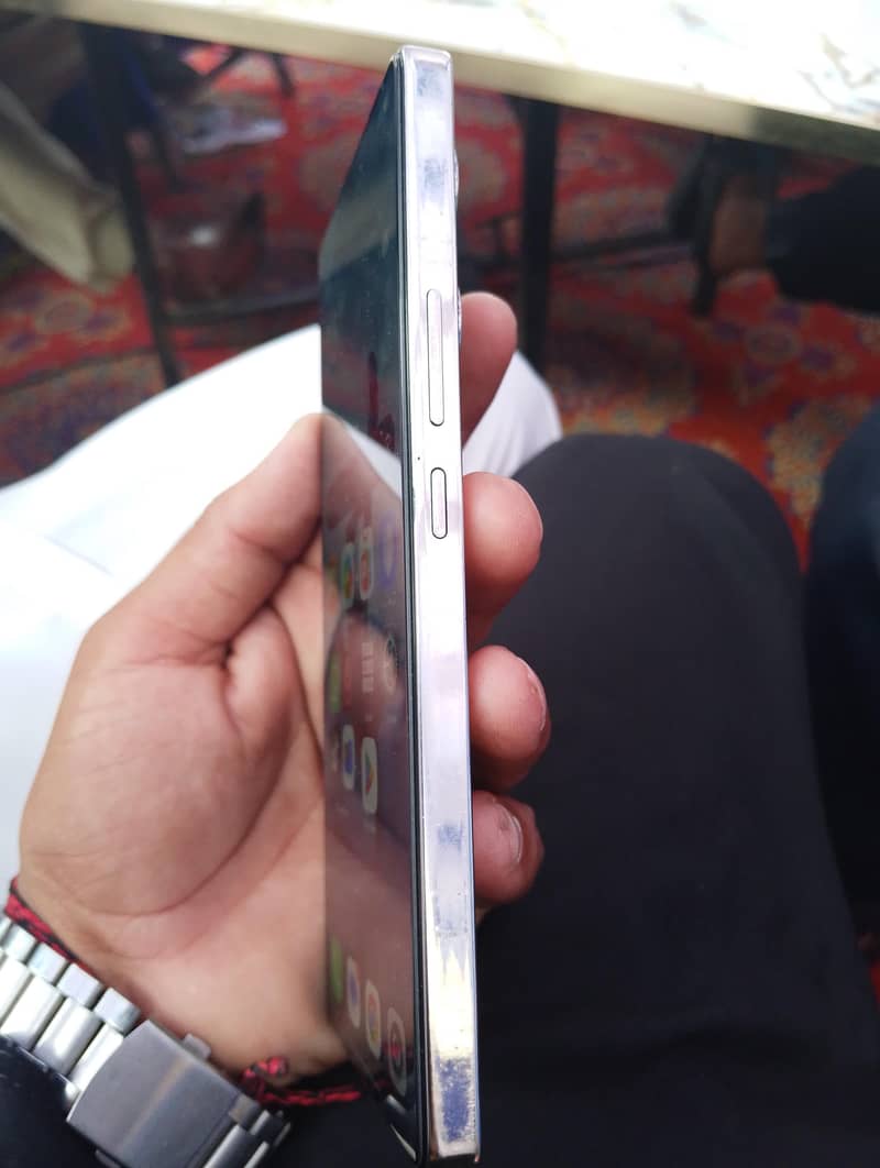 Infinix Note 40 8/256 4