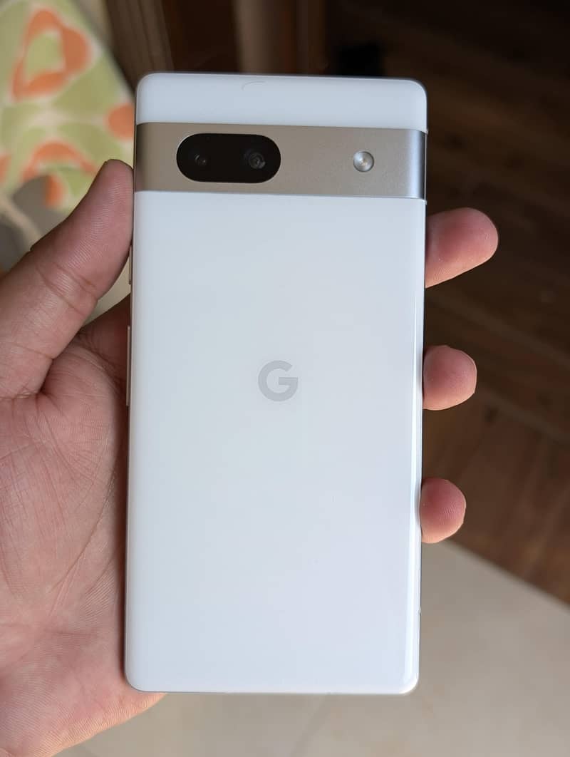 Google Pixel 7a 2