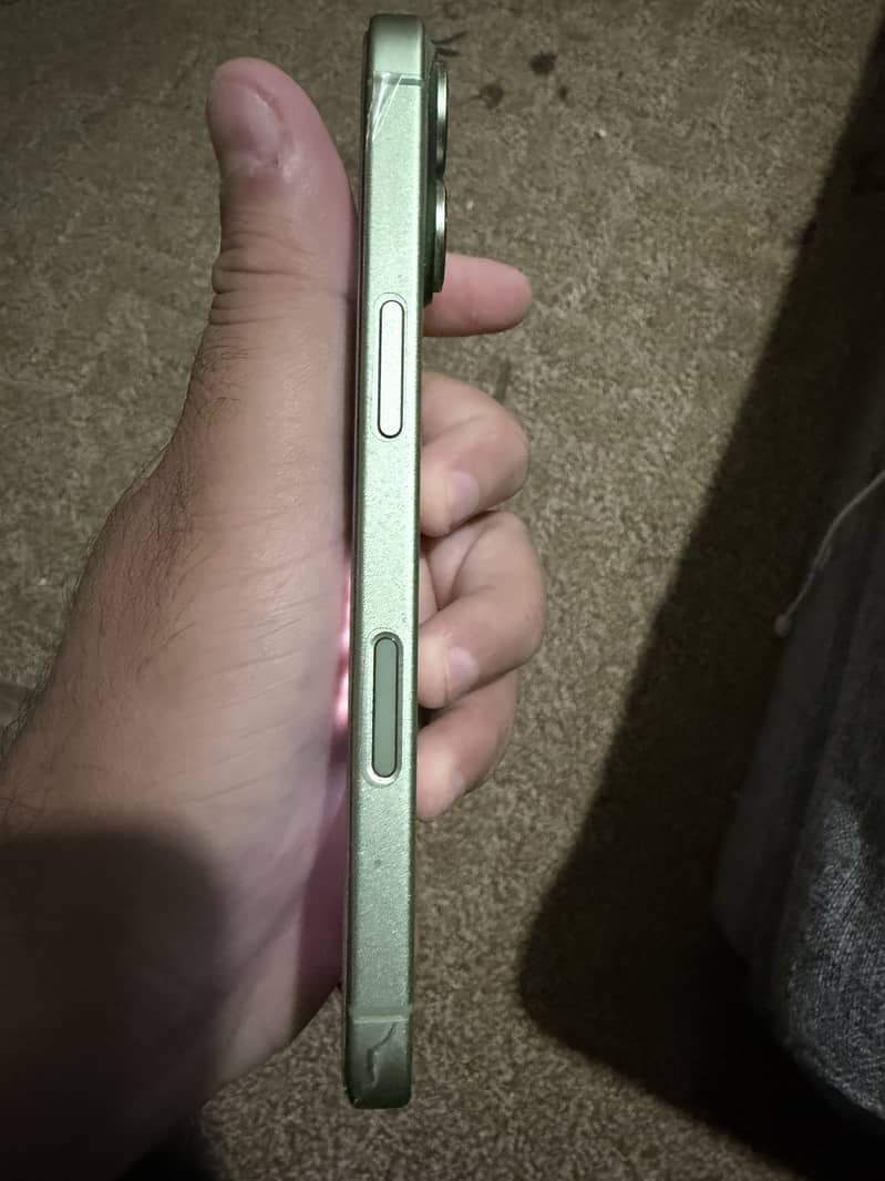 Apple iPhone 17 2