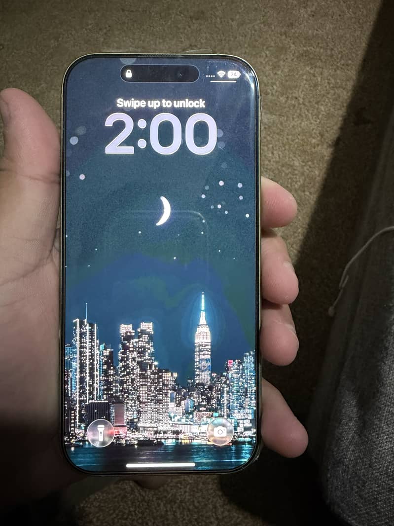 Apple iPhone 17 5