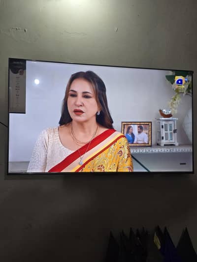 TCL  T 6C 4k Qled 50 inches 1.4 year warranty