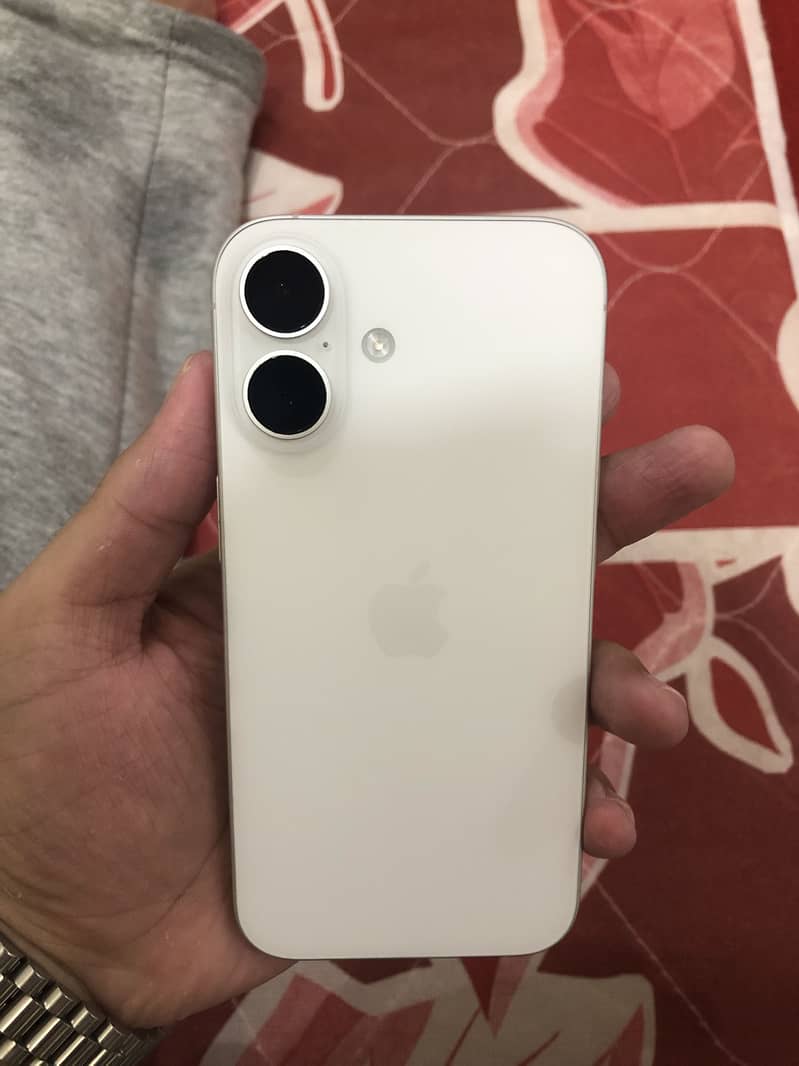 Iphone 16 middle east version 0